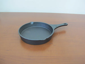 Small Cast Iron Frying Pan; 13.4 cm - HouzeCart